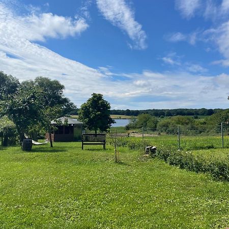 Bungalow Am Wreecher See Putbus Exteriör bild